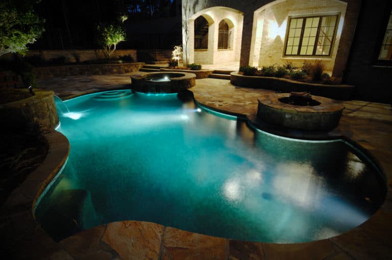swimming-pool-lighting-design